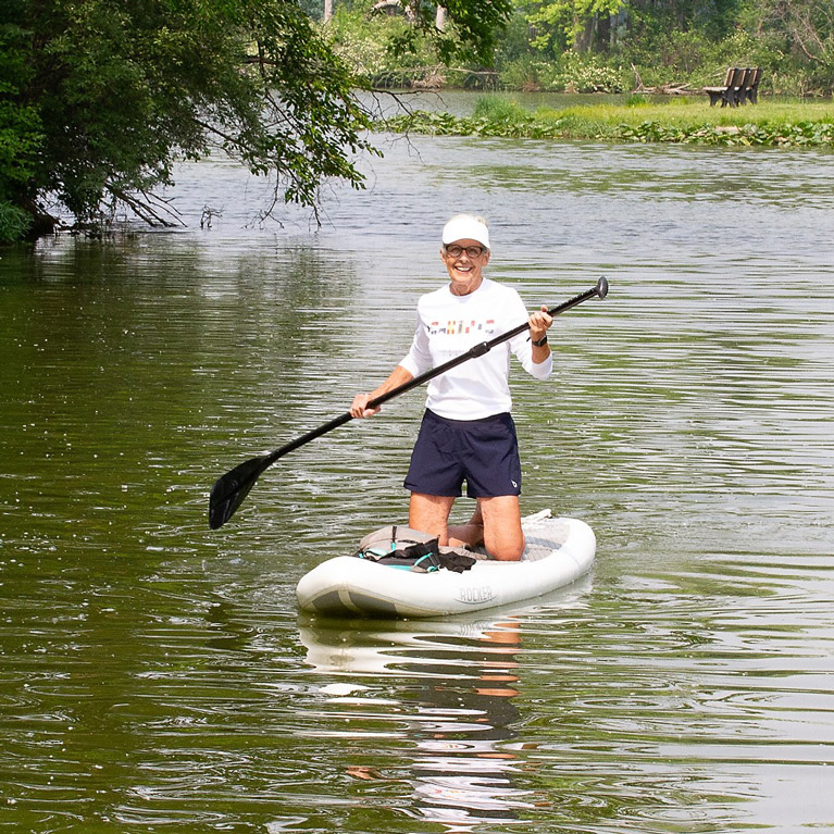 Ride along the lake