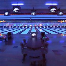 bel mar cosmic bowling